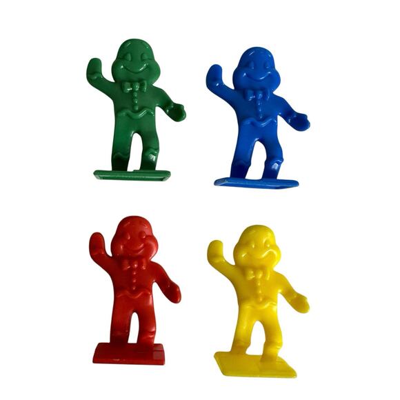 2005 Milton Bradley Candy Land Replacement Parts Playing Pieces Gingerbread Men - Picture 1 of 9